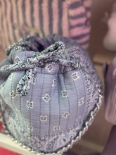 Load image into Gallery viewer, Bandana mini bucket bag grey
