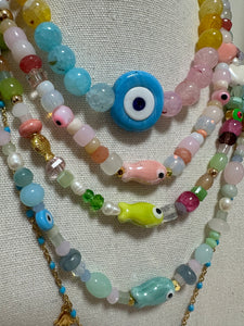 Lucky fish beads necklace pink