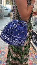 Load image into Gallery viewer, Bandana bucket bag medium blue