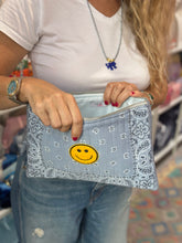 Load image into Gallery viewer, Bandana clutch grey 🧿