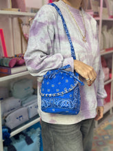 Load image into Gallery viewer, Bandana mini bucket bag blue