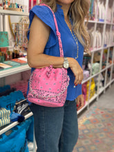Load image into Gallery viewer, Bandana mini bucket bag pink