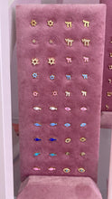 Load image into Gallery viewer, Single stud earring hamsa color