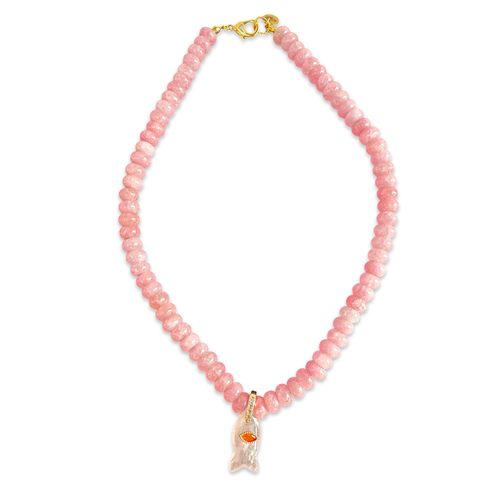 Short beads necklace with lucky fish pink