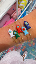 Load image into Gallery viewer, Capri fish chain bracelet plain