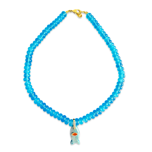 Short beads necklace with lucky fish blue