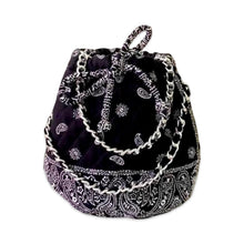 Load image into Gallery viewer, Bandana bucket bag black
