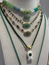 Load image into Gallery viewer, Beads eye necklace