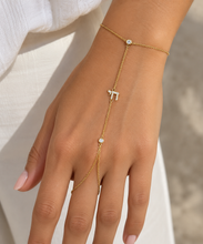 Load image into Gallery viewer, Hand chain bracelet חי diam