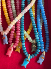 Load image into Gallery viewer, Short beads necklace with lucky fish