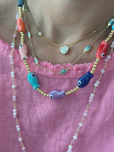 Load image into Gallery viewer, Fish goldie beads necklace