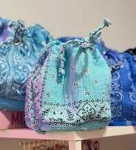 Load image into Gallery viewer, Bandana bucket bag baby blue