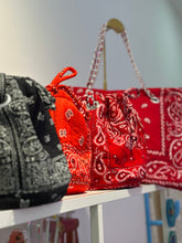 Load image into Gallery viewer, Bandana bucket bag black