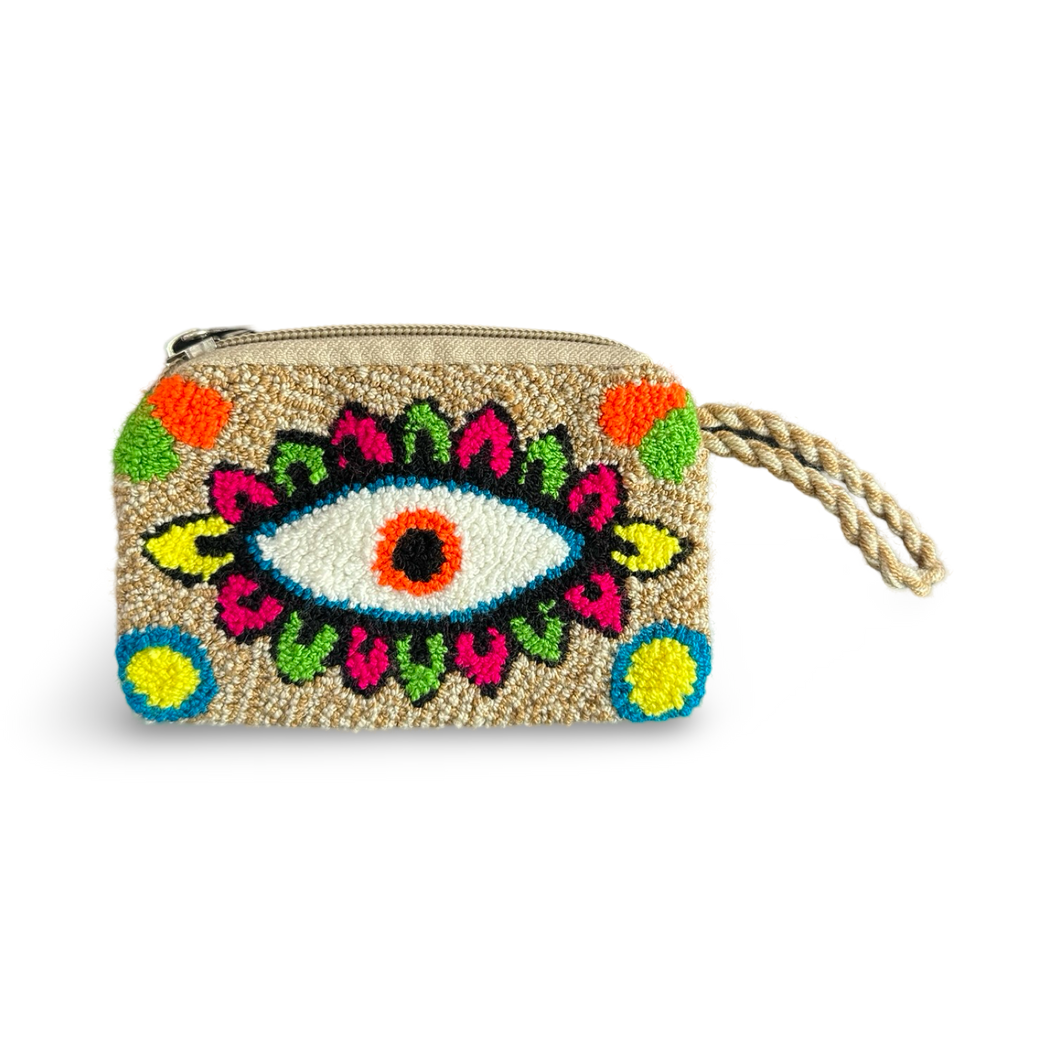 Pouch lucky eye