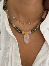 Load image into Gallery viewer, Beads necklace with lucky hamsa pink