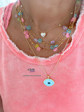 Load image into Gallery viewer, Daisy flowers chain necklace turquoise