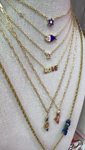 Load image into Gallery viewer, LOVE star necklace