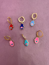 Load image into Gallery viewer, Lucky Hamsa Earring