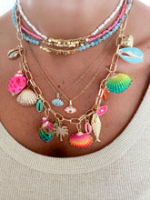 Load image into Gallery viewer, Shells beach summer necklace