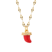 Load image into Gallery viewer, Necklace lucky horn red