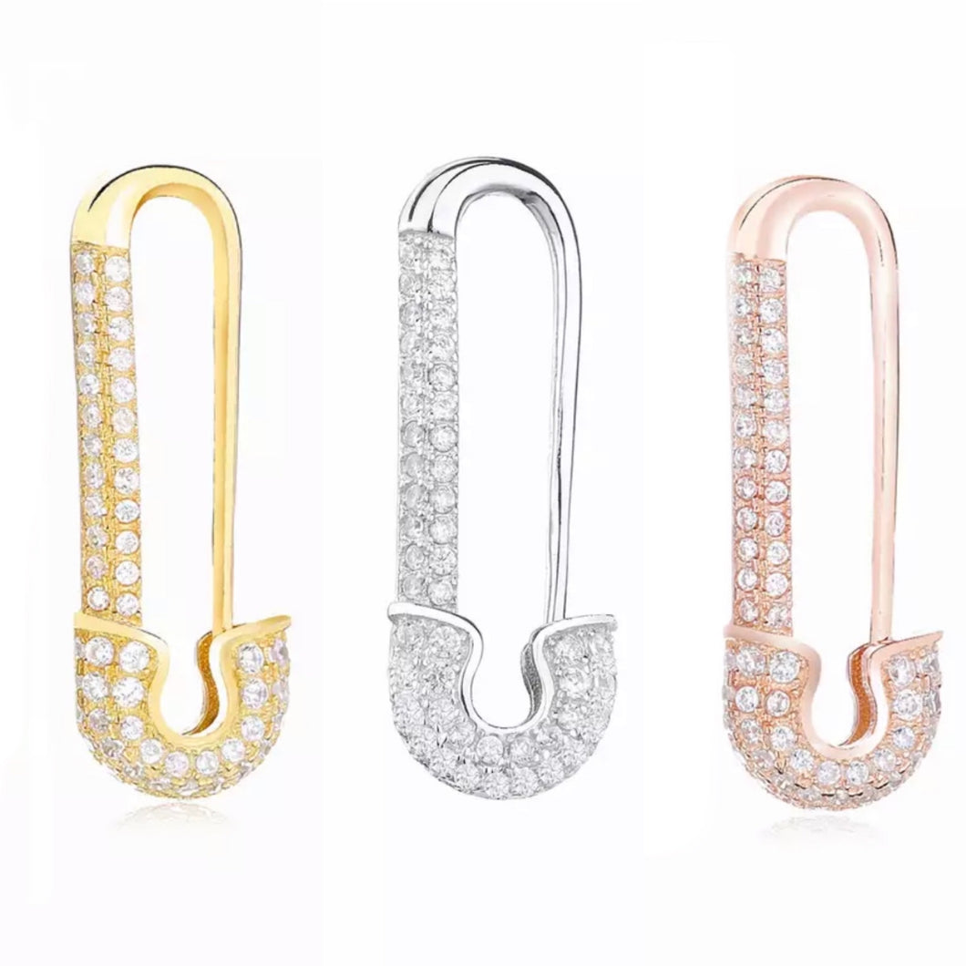 Safety pin earring pave’