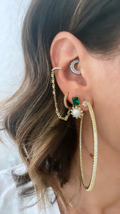 Earrings pearls emerald