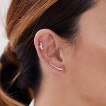 Load image into Gallery viewer, Long studs earrings gold